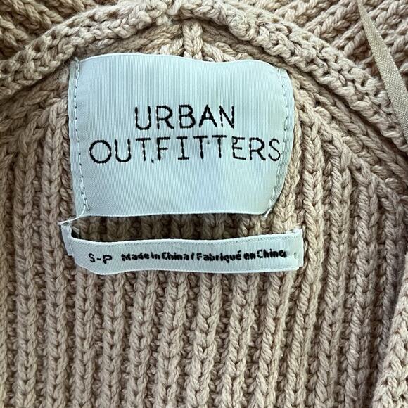 Urban Outfitters Ribbed Chunky Knit Sweater Size S Tan Neutral Oversized Capsule - Picture 5 of 8